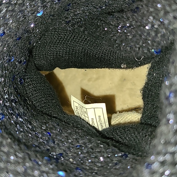 Ugg Australia Lyla Boot - Picture 11 of 15